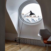 Billede af DCW Editions Mantis BS1 Schottlander Floor Tripod Base H: 170 cm - Black