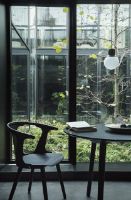 Billede af &Tradition SK1 In Between Chair SH: 45 cm - Black Lacquered Oak