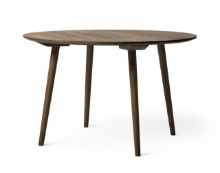 Billede af &Tradition SK4 In Between Dining Table Ø: 120 cm - Smoked Oiled Oak