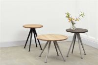 Billede af HAY Pyramid Coffee Table 51 Ø: 60 cm - Beige Steel/Oiled Oak 