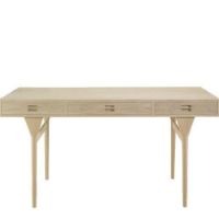 Billede af Snedkergaarden Nanna Ditzel ND93 Skrivebord med 3 skuffer B: 145 cm - Eg Sæbe