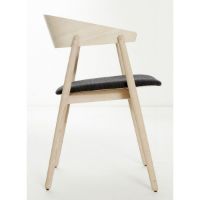 Billede af Andersen Furniture AC2 Stol SH: 43,5 cm - Eg Mat Lak/Sort Læder