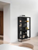Billede af Skovby SM452 Vitrineskab 100x162 cm - Sortlakeret Eg