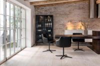 Billede af Skovby SM452 Vitrineskab 100x162 cm - Sortlakeret Eg