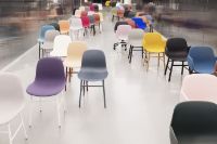 Billede af Normann Copenhagen Form Armstol SH: 44cm - Hvid/Messing