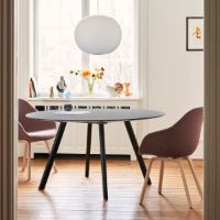Billede af HAY CPH 25 Round Table Ø: 140 cm - Black Lacquered Solid Oak/Black Lacquered Oak Veneer