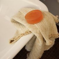 Billede af Juna Reflection Håndklæde 50x100 cm - Sennep OUTLET