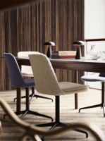 Billede af &Tradition Patch HW2 Extendable Table 240x100 cm - Smoked Oiled Oak w. Griogo Londra 0718 Fenix Nano Laminate & Brass