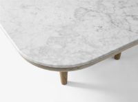 Billede af &Tradition Fly SC4 Lounge Table 80x80 cm - Oiled Oak/Honed Bianco Carrara Marble
