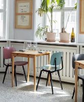 Billede af HAY Revolt Spisebordsstol SH: 46,5 cm - Black Powder Coated Steel/Plum Red