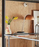 Billede af HAY Cloche Table Lamp H: 43 cm - Mocca/Black