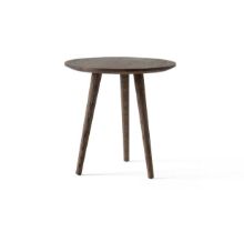 Billede af &Tradition SK13 In Between Coffee Table Ø: 48 cm - Smoked Oiled Oak