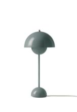 Billede af &Tradition Flowerpot VP3 Bordlampe H: 50 cm - Stone Blue 