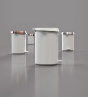 Billede af FROST Pedalspand 350 Medium 10L - Mat Hvid/Poleret