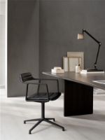 Billede af Vipp 452 Swivel Stol m. Gliders - Black Aluminium/Black leather