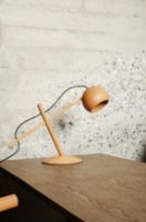 Billede af Brdr. Krüger Lune Bordlampe H: 40 cm - Klar Voks Olieret Eg