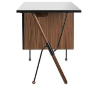 Billede af GUBI 62 Desk 120x60 cm - American Walnut
