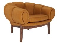 Billede af GUBI Croissant Lounge Chair SH: 46 cm - Walnut / Chamois Cuoio