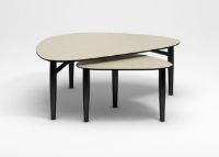 Billede af Thomsen Furniture Katrine Sofabord Trekant Stor 89x126x55 cm - Stenlook Beige/Sortlakeret Eg