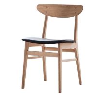 Billede af Farstrup 210r Spisebordstol SH: 47 cm - Hvidolieret Eg / Sort Læder