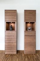 Billede af Skovby SM914 Vitrineskab 50x200 cm - Olieret Valnød