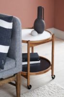 Billede af Brdr. Krüger Bølling Bakkebord m. 2 bakker Ø: 50 cm - Røget Eg Olieret/Sort og Hvid