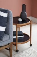 Billede af Brdr. Krüger Bølling Bakkebord m. 2 bakker Ø: 50 cm - Røget Eg Olieret/Sort og Hvid