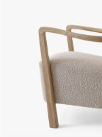 Billede af &Tradition Wulff ATD2 Lounge Chair SH: 41 cm - Oiled Oak / Karakorum 003

