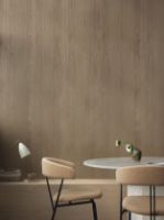 Billede af GUBI Violin Dining Chair Fully Upholstered SH: 45 cm - Dunes Camel Leather/Black Matt Base