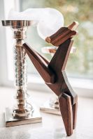 Billede af FableWood Giraffen 12x23 cm - Valnød/Ask OUTLET