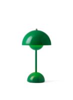 Billede af &Tradition Flowerpot VP9 Bordlampe H: 29,5 cm - Signal Green 
