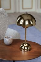 Billede af &Tradition Flowerpot VP9 Bordlampe H: 29,5 cm - Brass-Plated 