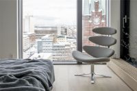 Billede af Fredericia Furniture 5000 Corona Lænestol m. Drejestel SH: 42 cm - Hallingdal 116/Børstet Krom