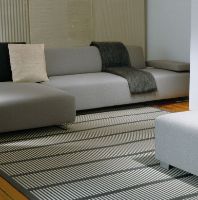 Billede af Woodnotes Cut Stripe Carpet Sewn Edges 80x200 cm - Graphite/Stone