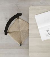 Billede af Fredericia Furniture 3239 J39 Mogensen Spisebordsstol SH: 46,5 cm - Sortlakeret Eg/Natur Flet