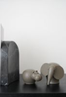 Billede af Woud Hibo Hippopotamus Small - Taupe
