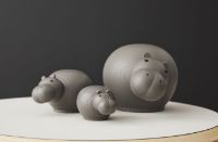 Billede af Woud Hibo Hippopotamus Medium - Taupe