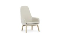 Billede af Normann Copenhagen Era Lounge Chair High Oak SH: 40 cm - Main Line Flax / MLF20 Upminster Sand