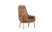 Billede af Normann Copenhagen Era Lounge Chair High Oak SH: 40 cm - Ultra Leather / Brandy 41574