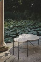 Billede af GUBI TS Outdoor Coffee Table Ø: 80 cm - White/Steel