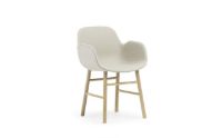 Billede af Normann Copenhagen Form Armstol SH: 44cm - Upminster Sand/Eg