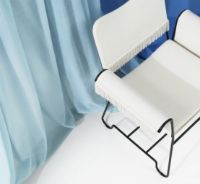 Billede af GUBI Tropique Dining Chair W. Fringes SH: 45 cm - Black/Limonta 06