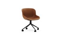 Billede af Normann Copenhagen Hyg Drejestol m. Hjul Fuldpolstret SH: 46 cm - Brandy Læder/Sort Aluminium