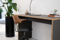 Billede af Vermund VL119 Kontorstol m. Hjul  - Sort Stel/Olieret Valnød/Sort Sierra Læder