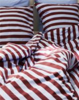 Billede af HAY Été Duvet Cover 200x200 cm - Bordeaux and Sky Blue