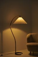 Billede af GUBI Timberline Floor Lamp H: 152 cm - Eg/Birk 