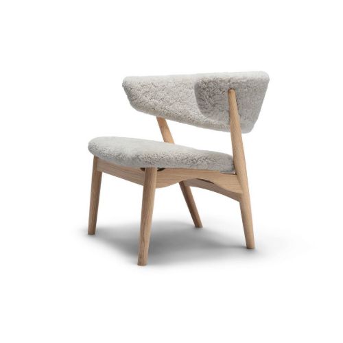Sibast Furniture No 7 Lounge Chair Full Upholstered SH: 35 cm - White Oiled Oak/Sheepskin Moonlight