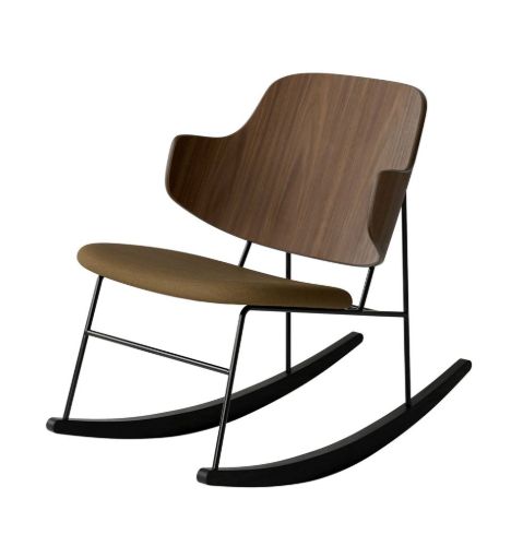 Audo Copenhagen The Penguin Rocking Chair SH: 42 cm - Walnut/Re-Wool Yellow Ochre
