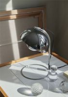 Billede af &Tradition Flowerpot VP4 Bordlampe H: 35,9 cm - Chrome-Plated