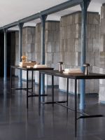 Billede af &Tradition Drip Bar Table HW64 190x80 cm - Black/Black Fenix Nano Laminate 0720